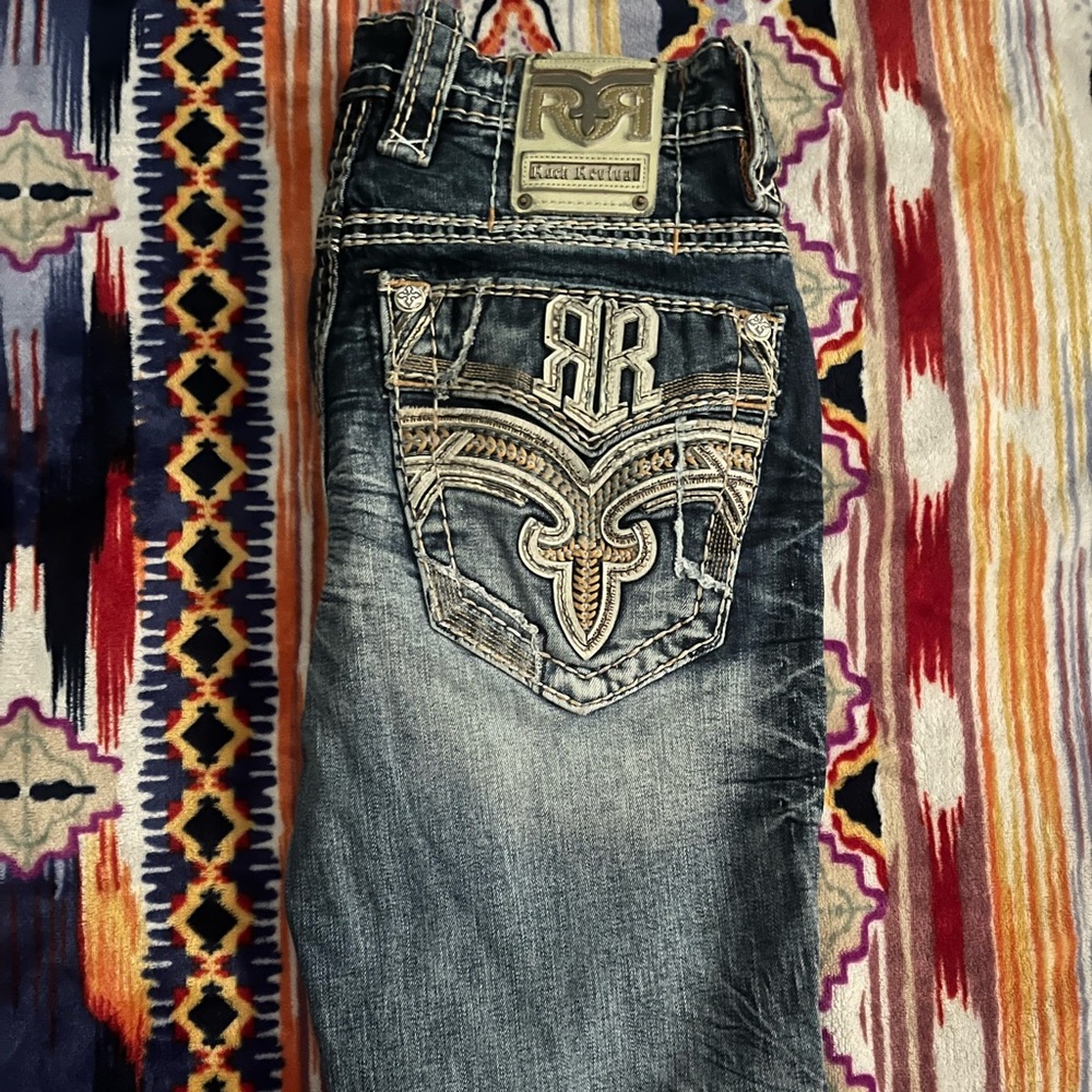 I am selling my sons rock revival jeans 29 in waist and 31 inseam